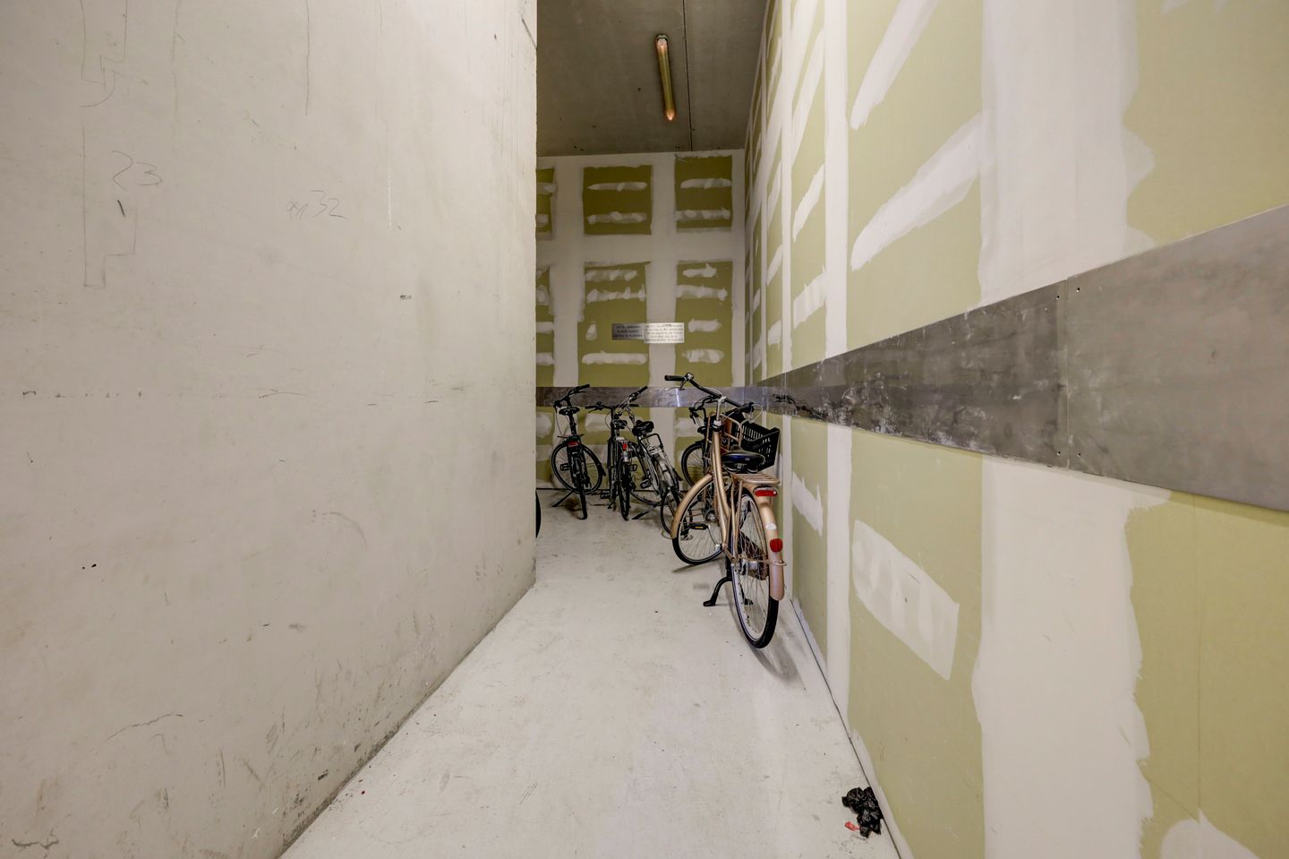 Photo 35 of Schans 179