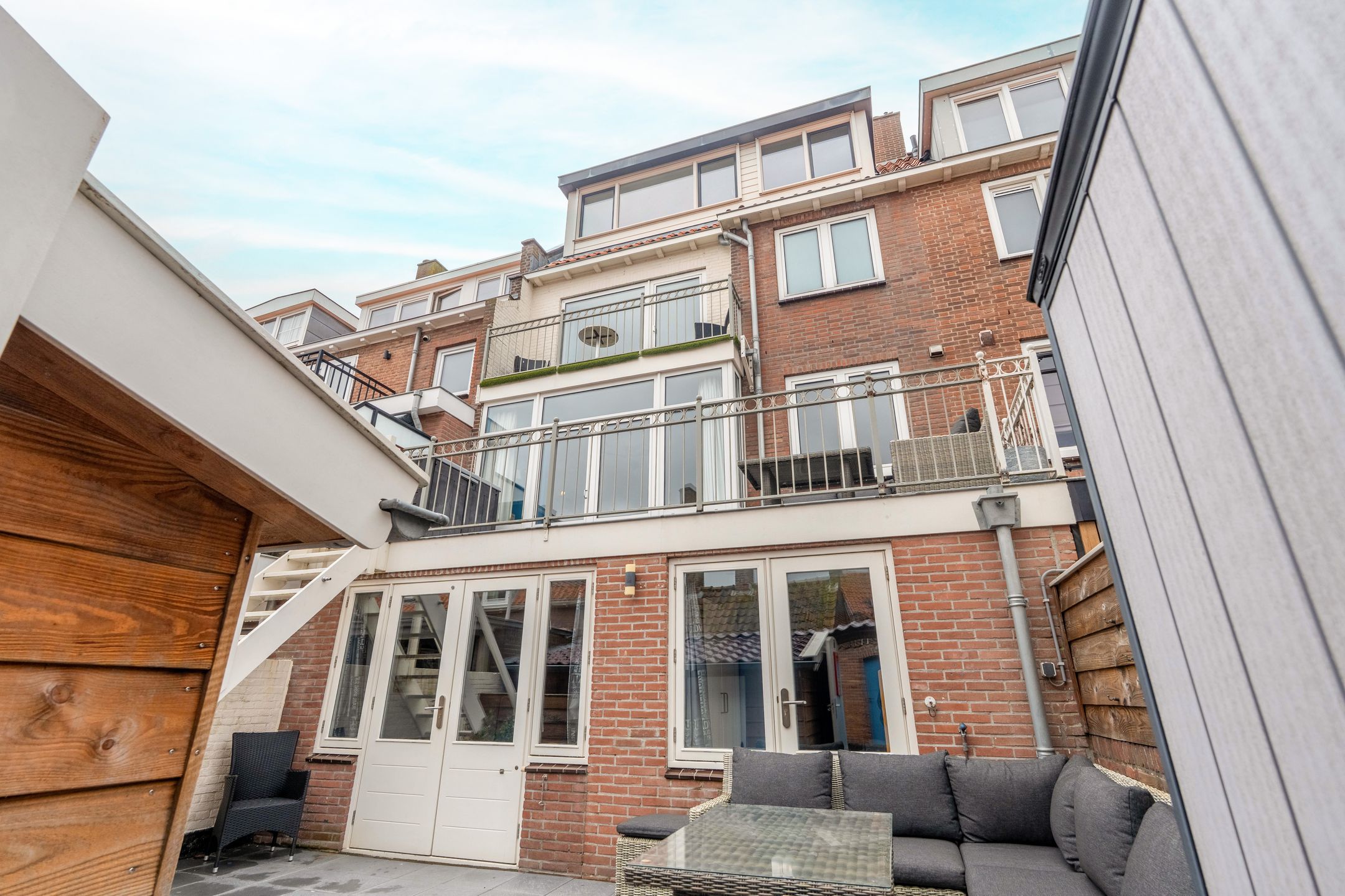 Foto 21 van Burgemeester Engelbertsstraat 66