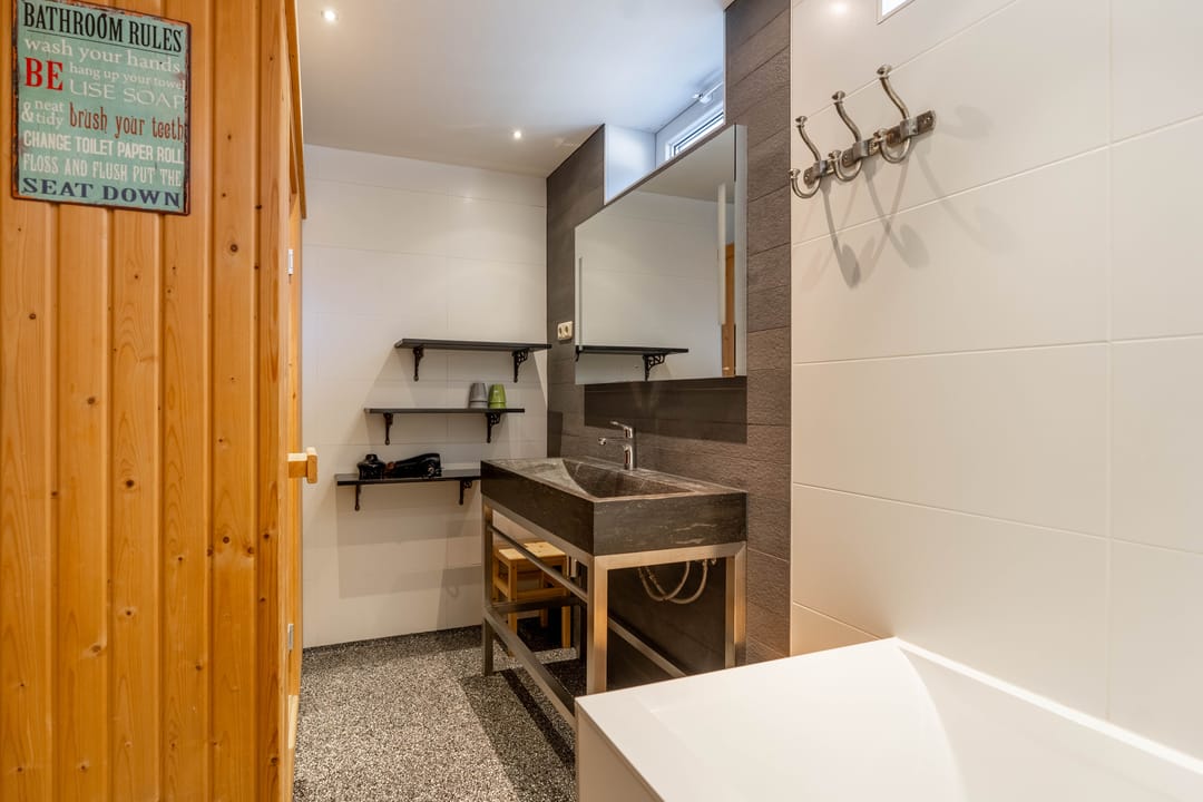 Foto 31 van Burgemeester Engelbertsstraat 66