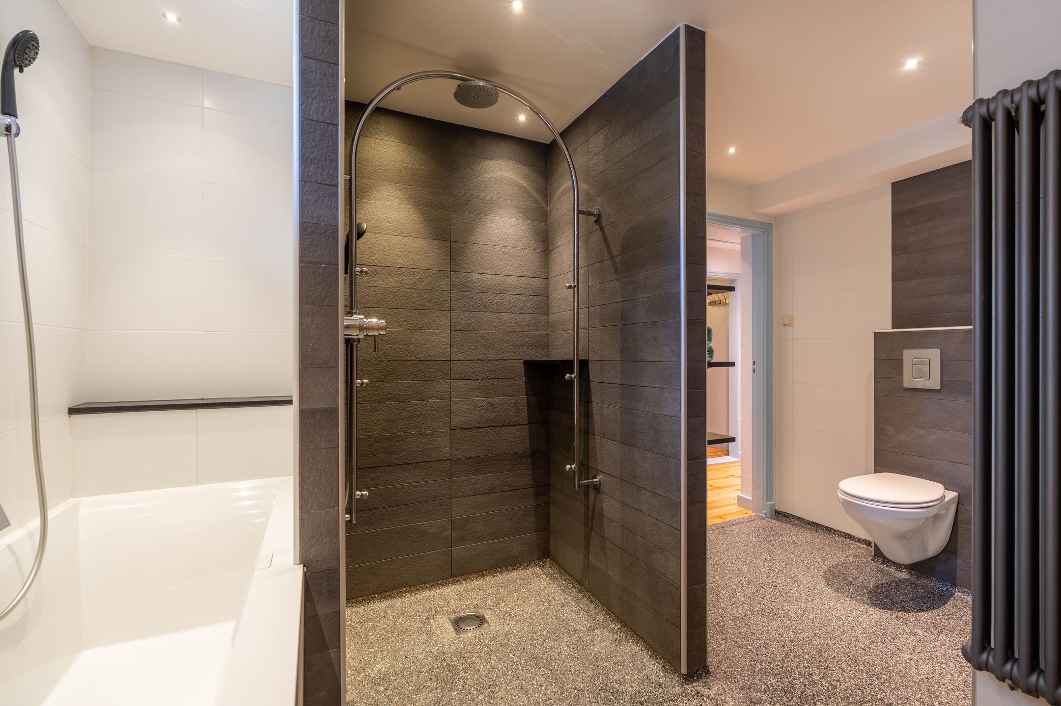 Foto 33 van Burgemeester Engelbertsstraat 66