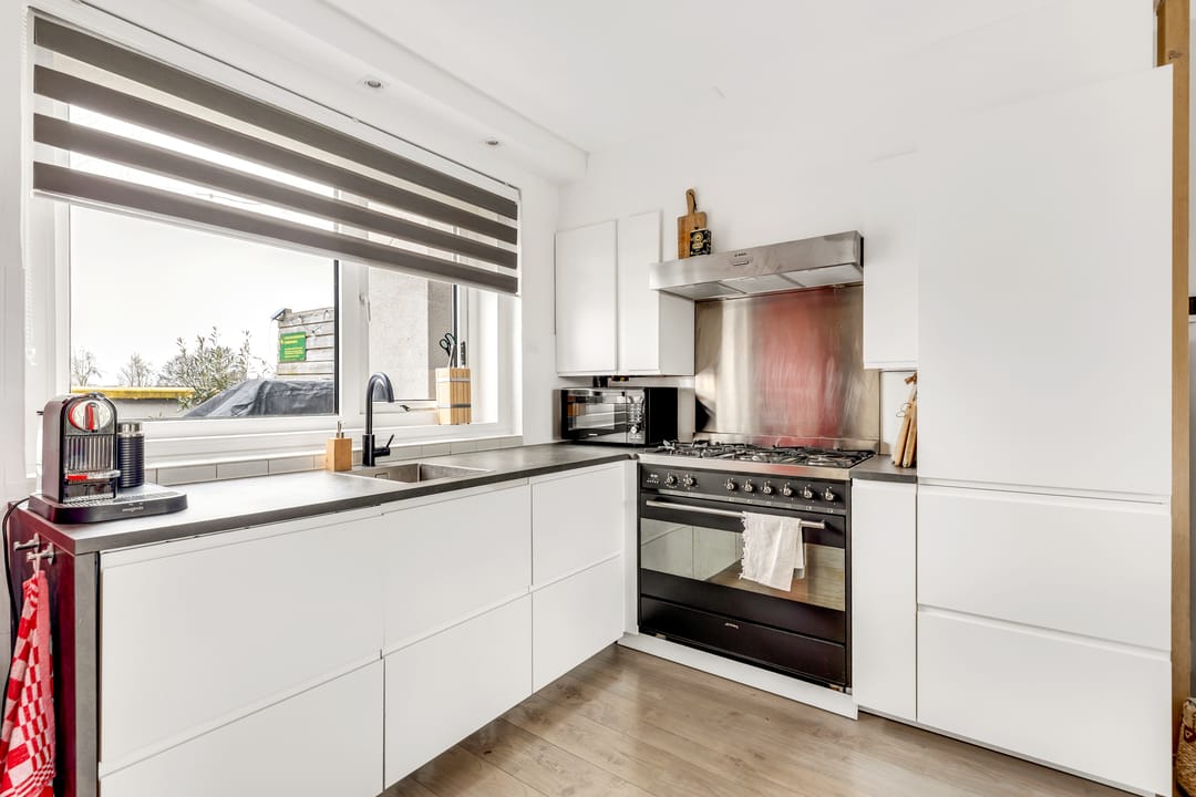 Foto 11 van Van Riebeeckweg 158