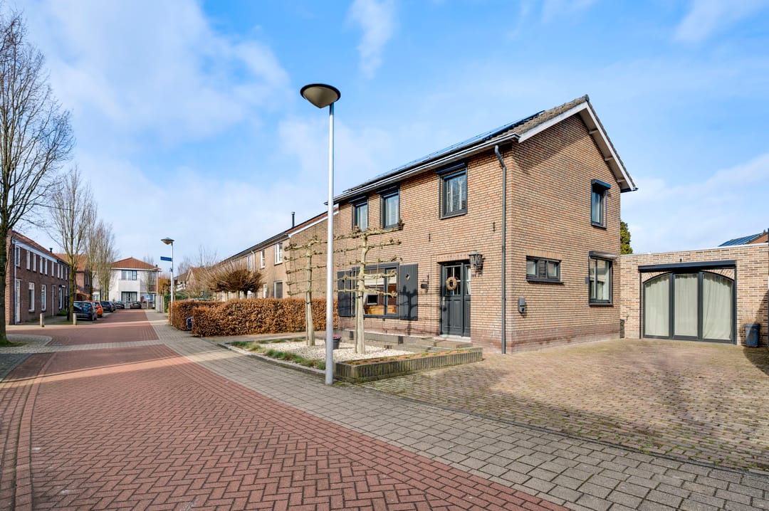 Foto 8 van Mathieu Starrenstraat 11