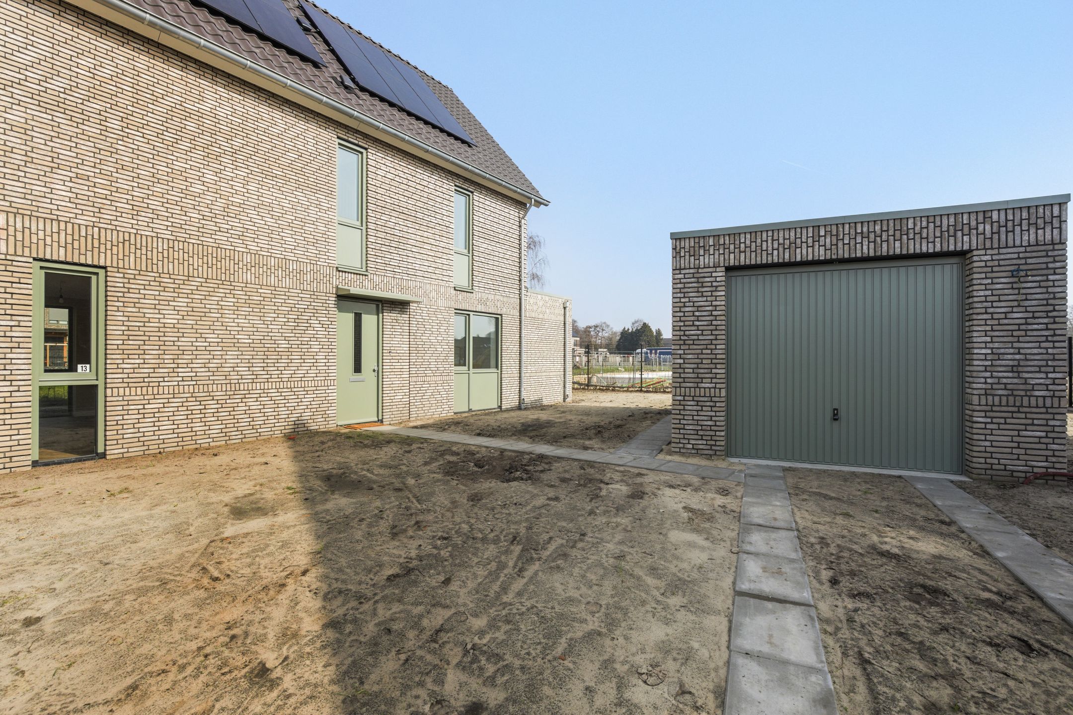 Photo 30 of Teunisbloem 13