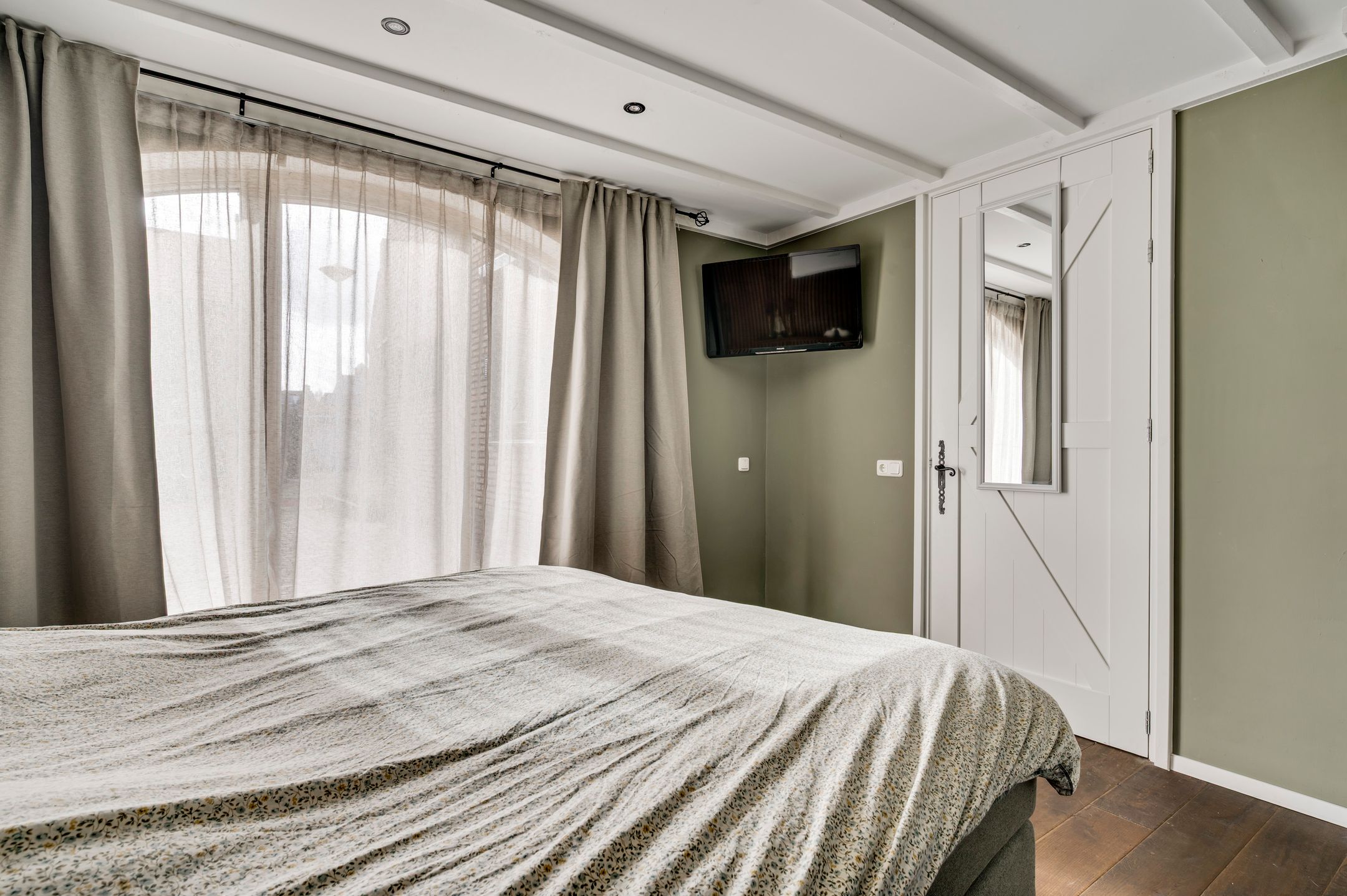 Foto 30 van Mathieu Starrenstraat 11