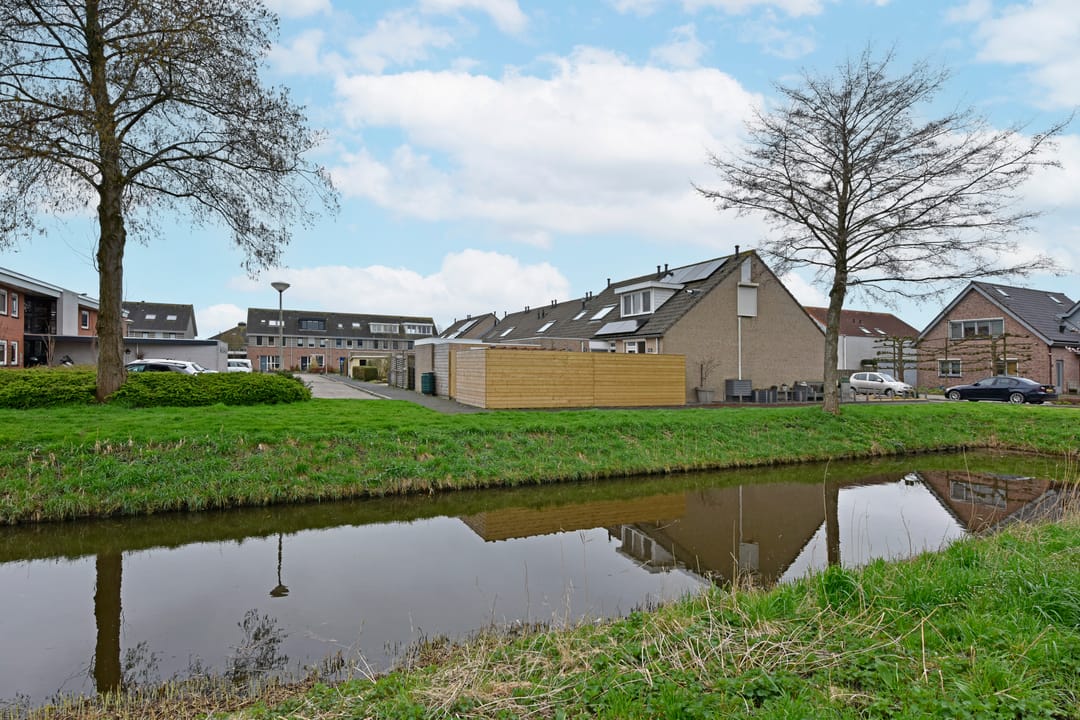 Photo 22 of C.J.A. Koelemanstraat 30