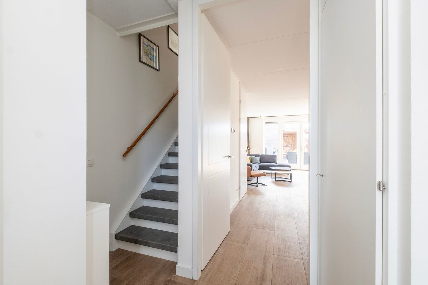 Foto 14 van Het Melkmeisje 2