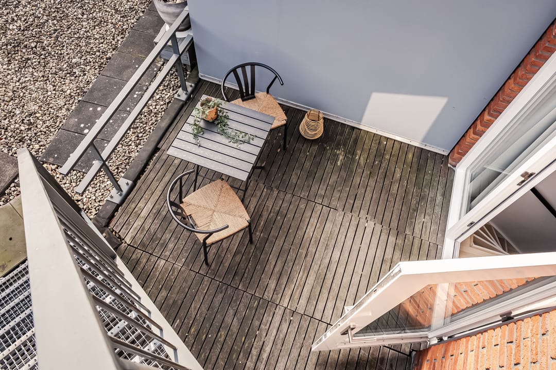 Modernized Maisonnette with Sunny Balcony and Rooftop Terrace in Haarlem Center — 21