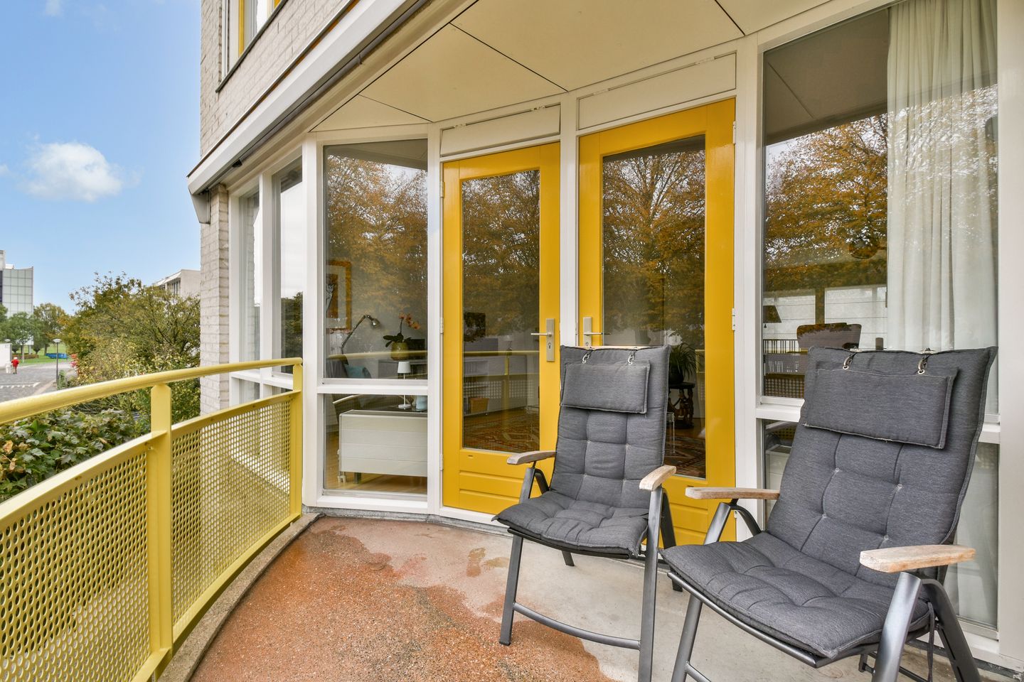 Spacious Family Home with Garage near Vlaardingse Vaart — 16