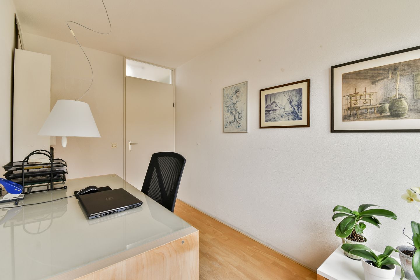 Spacious Family Home with Garage near Vlaardingse Vaart — 26