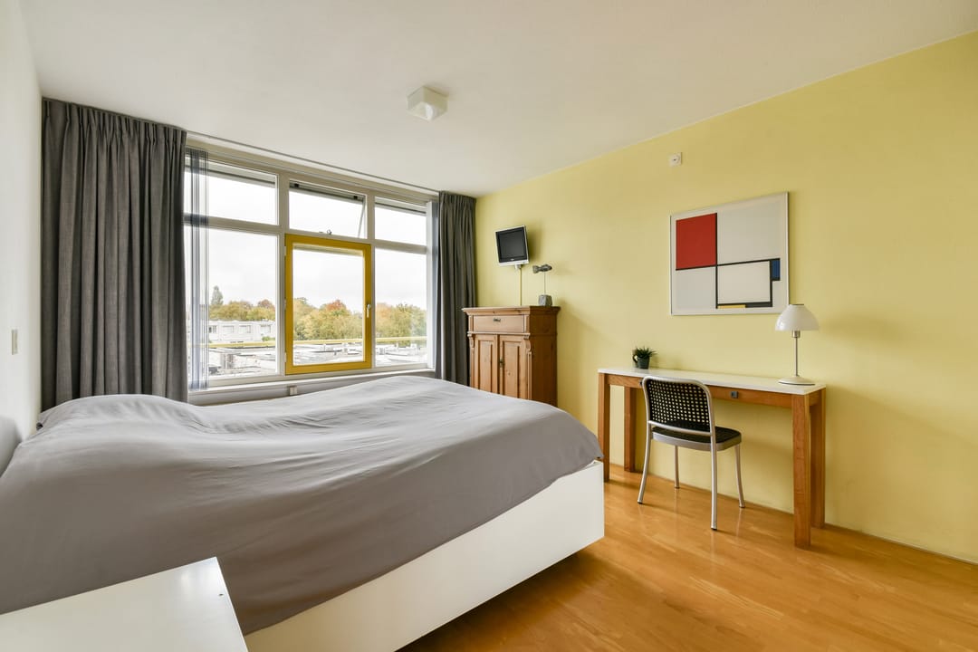 Spacious Family Home with Garage near Vlaardingse Vaart — 19