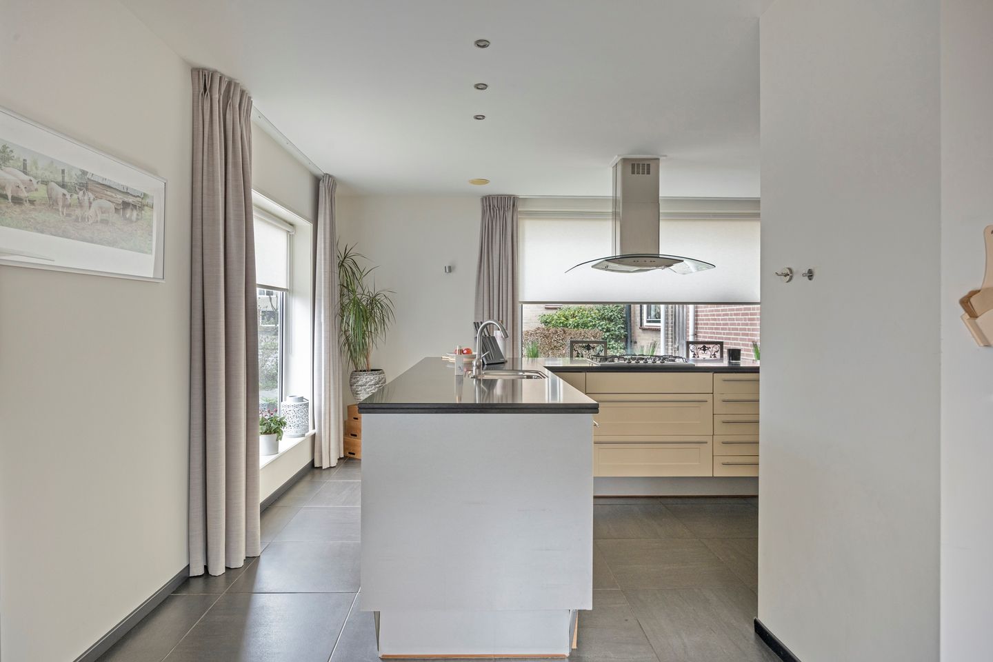 Photo 20 of Cornelis Oomestraat 44