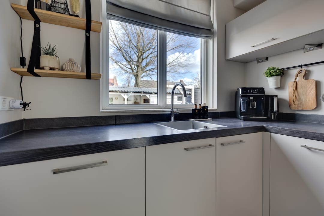 Photo 22 of Surinamestraat 6