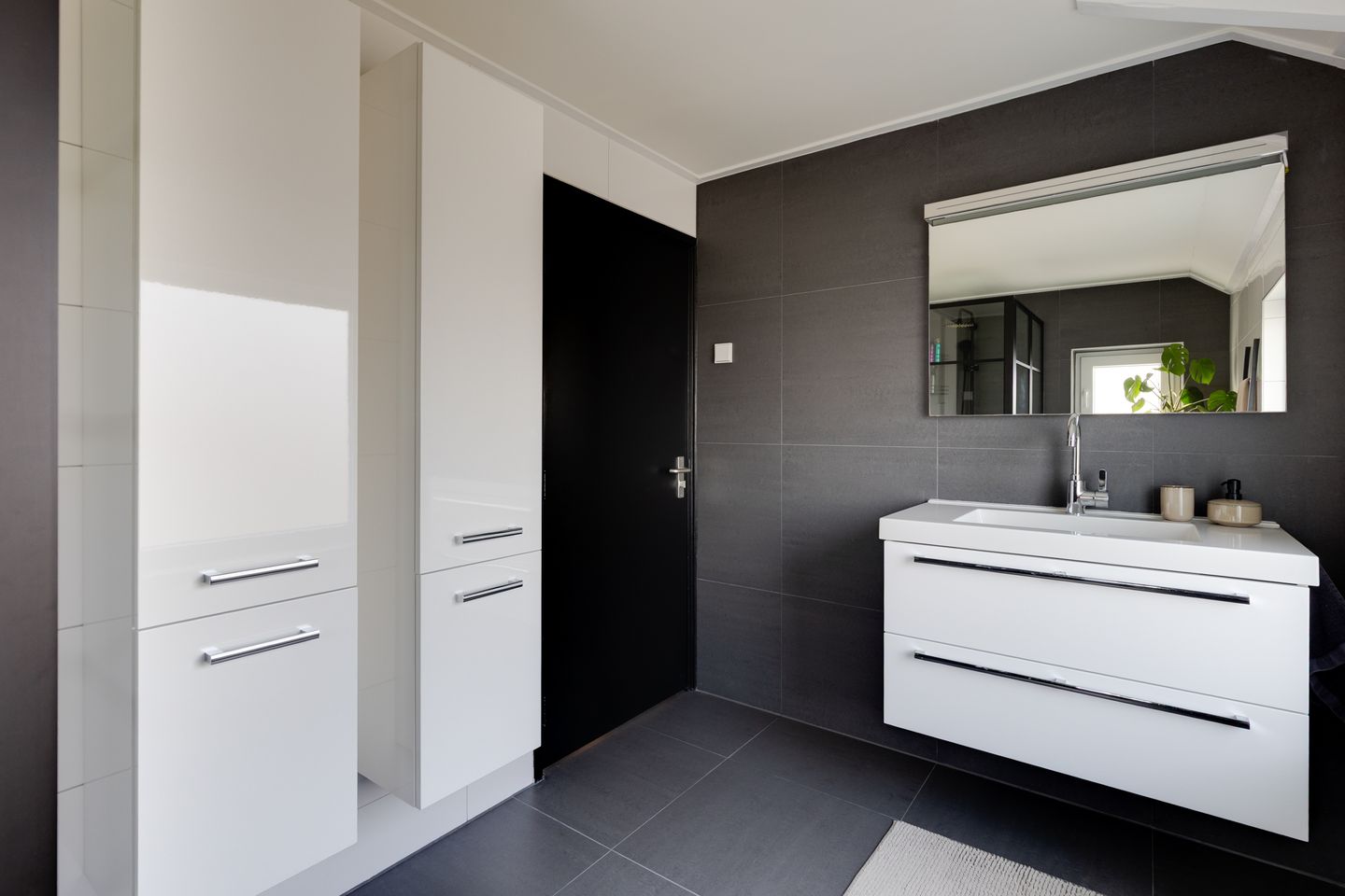 Photo 40 of Surinamestraat 6