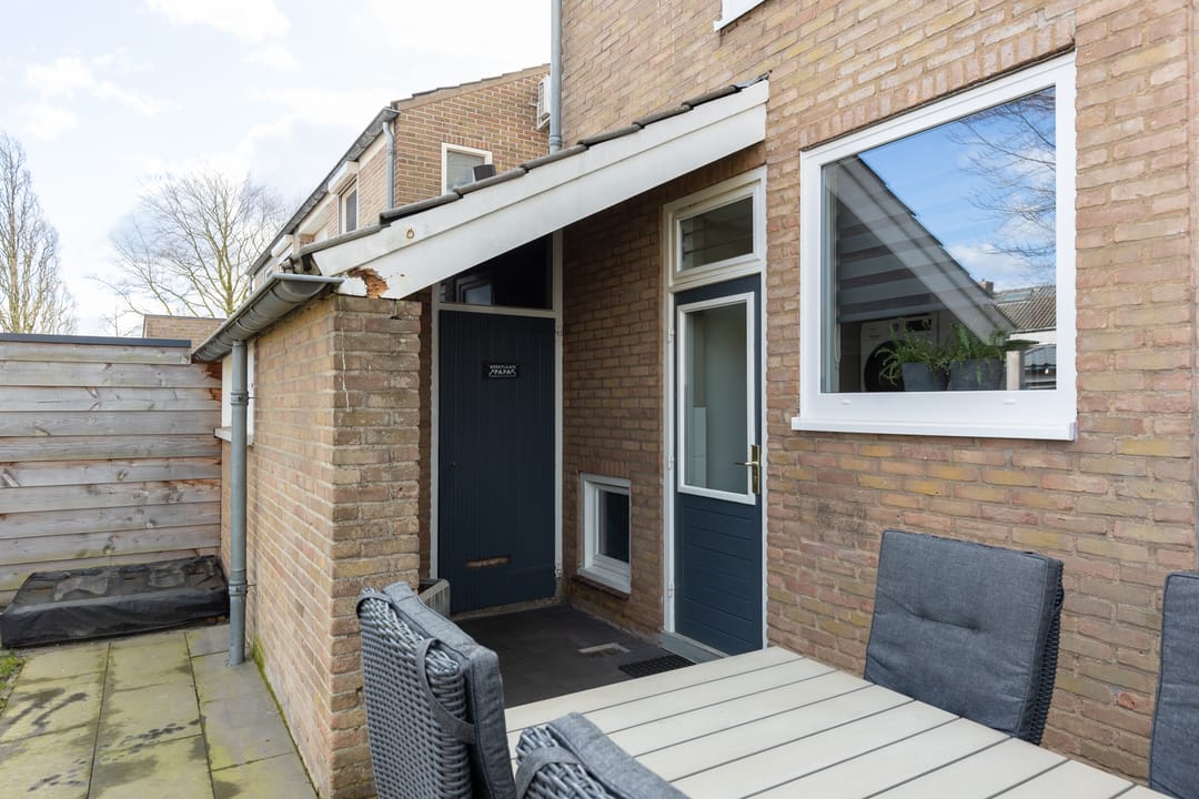 Photo 46 of Surinamestraat 6