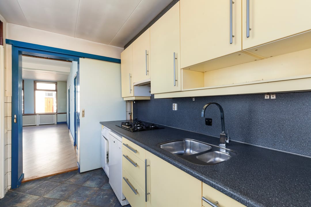 Photo 8 of Floris Schoutenstraat 18