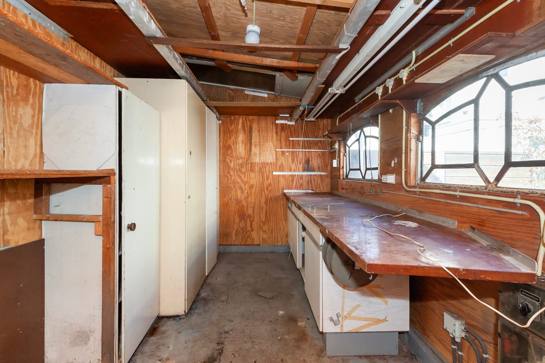 Photo 26 of Floris Schoutenstraat 18