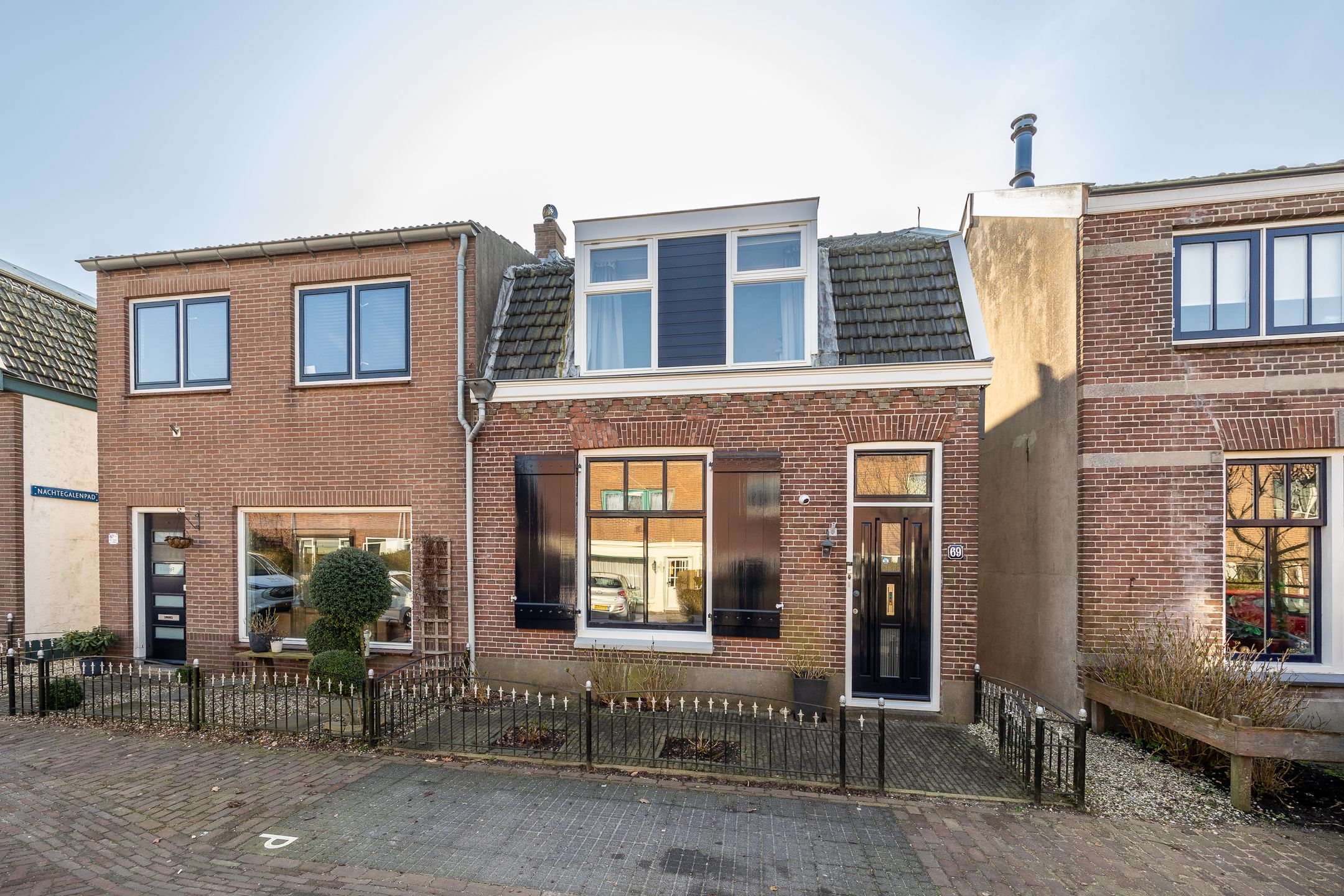 Photo 3 of Willink van Collenstraat 69