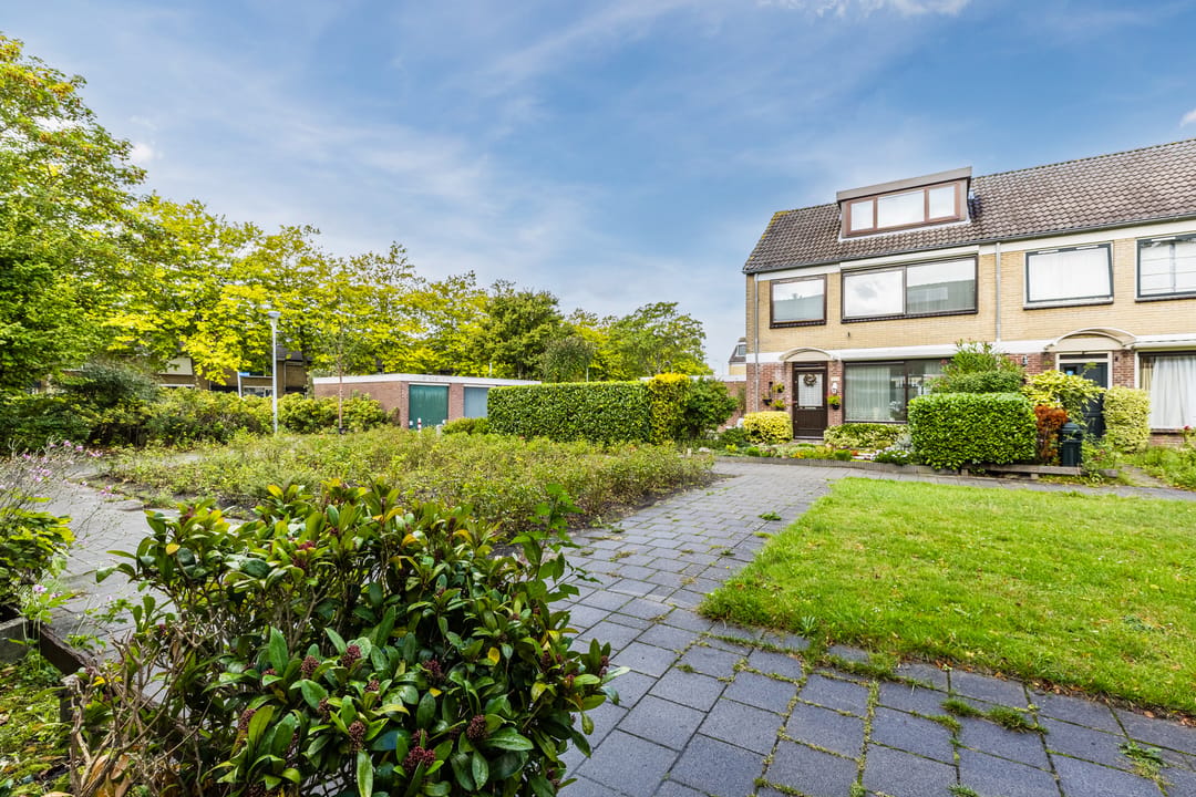 Energiezuinige, ruime gezinswoning met serre en garage in Hoofddorp — 35