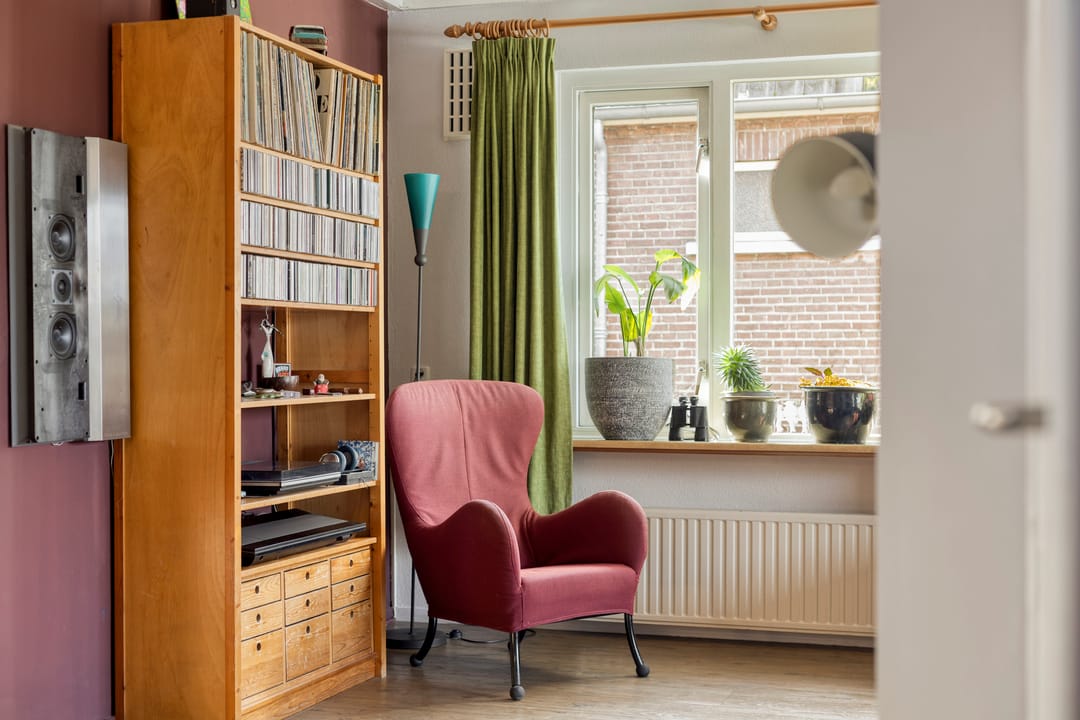 Photo 13 of Spoorstraat 9