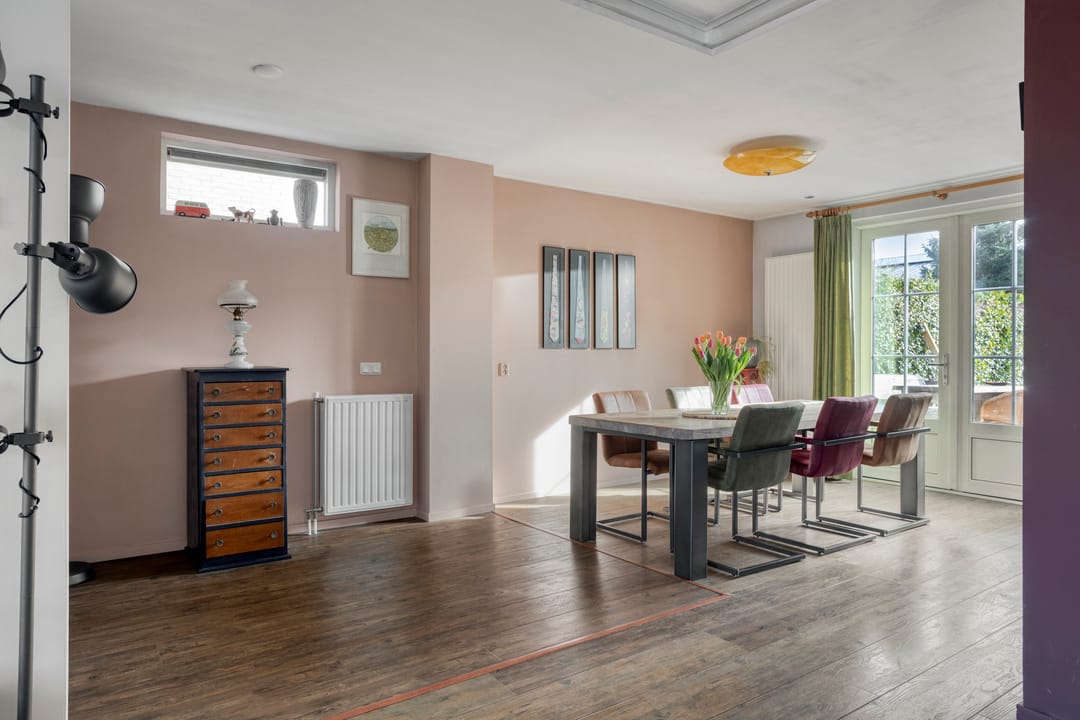 Photo 16 of Spoorstraat 9