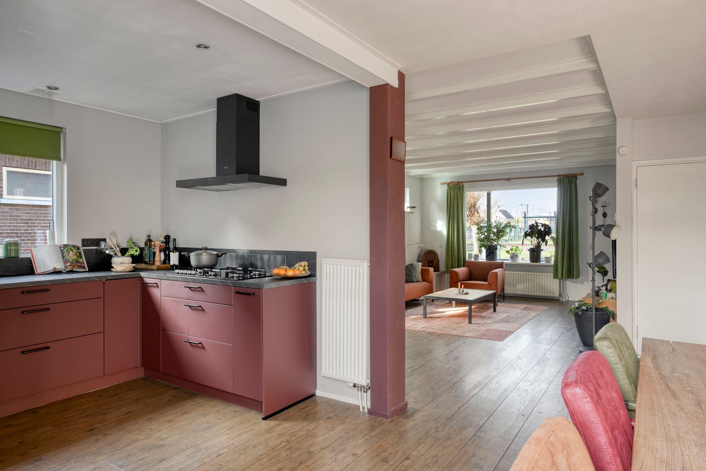 Photo 25 of Spoorstraat 9