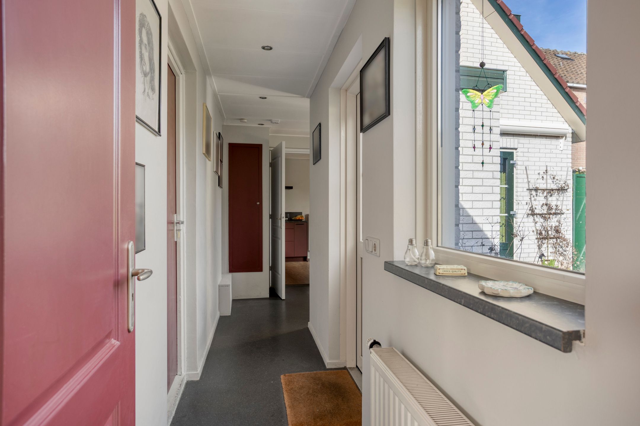 Photo 27 of Spoorstraat 9