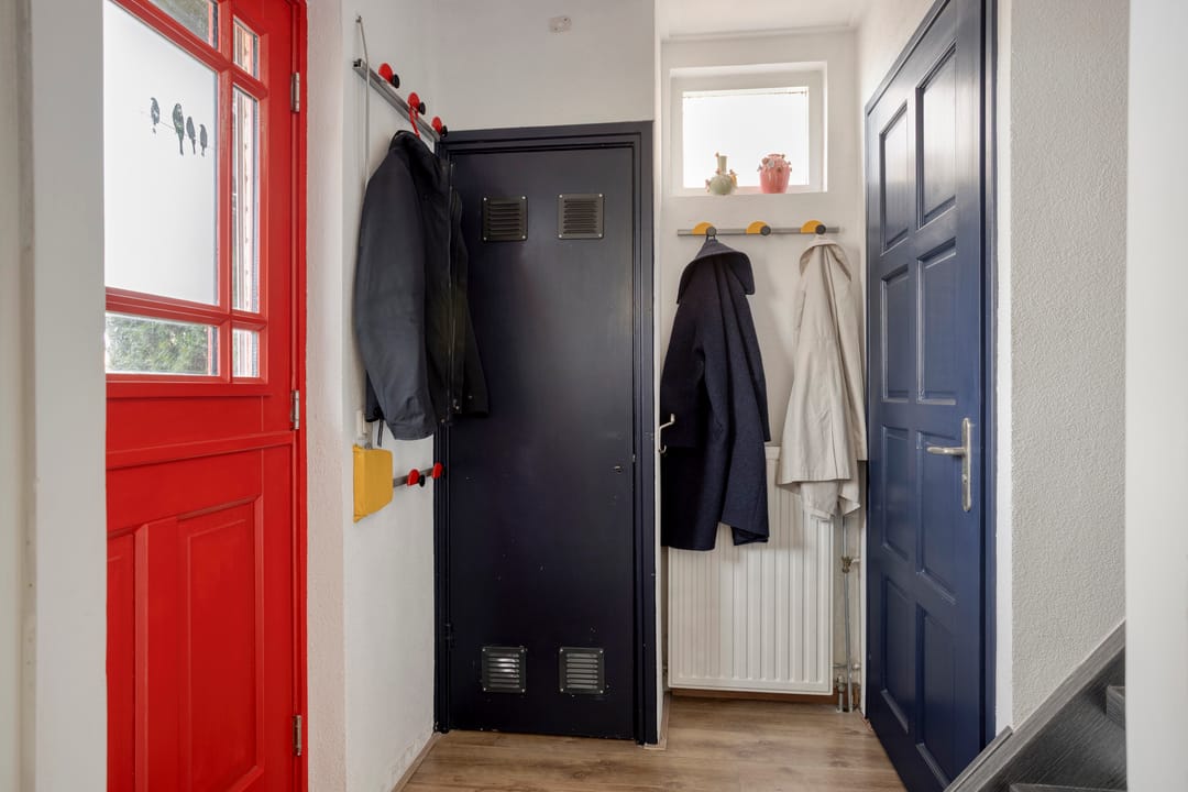 Photo 8 of Spoorstraat 9