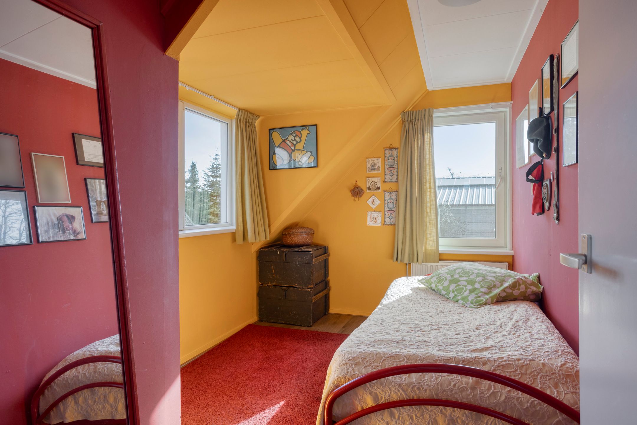 Photo 39 of Spoorstraat 9