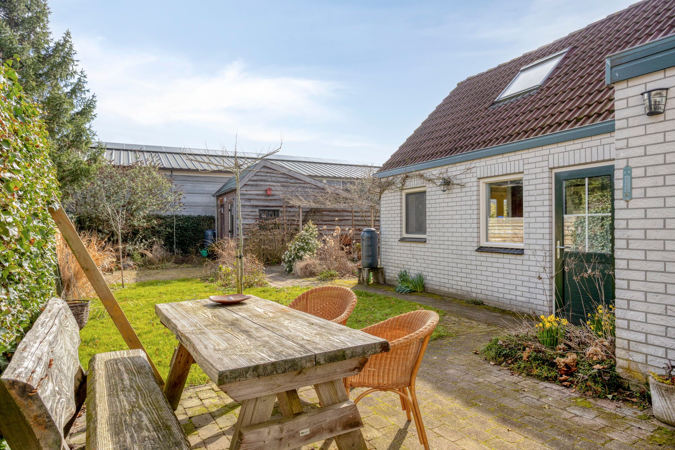 Photo 42 of Spoorstraat 9