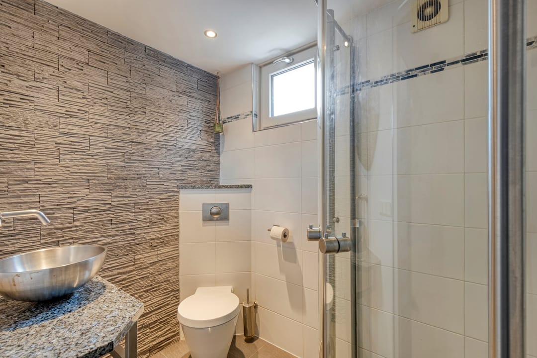 Move-in ready family home with solar panels and west-facing garden in Tilburg — 22