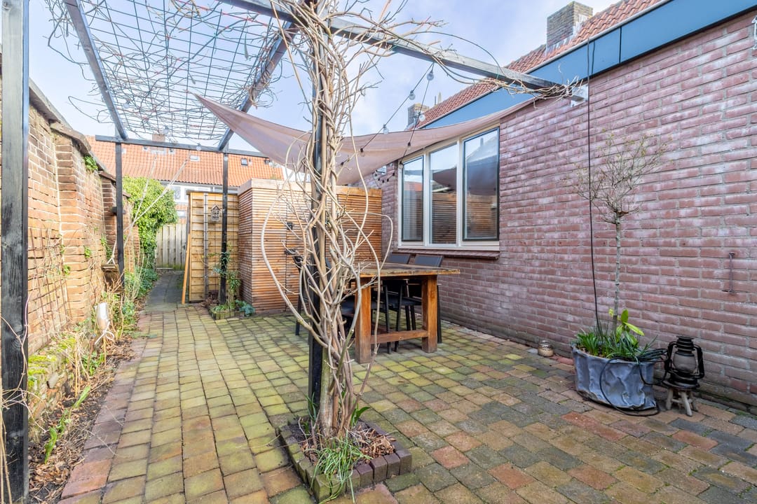 Photo 16 of Sint Rochusstraat 16