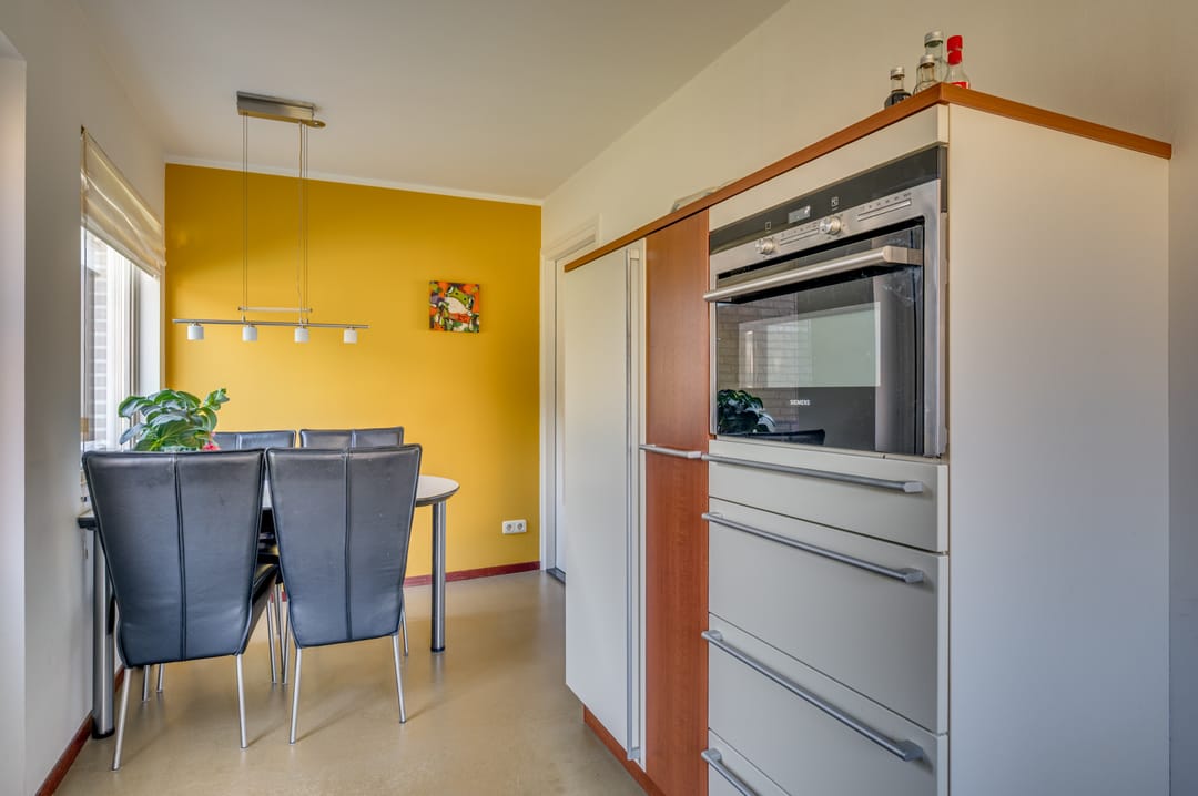 Spacious linked detached home with 4 bedrooms and large garden in Venlo 't Ven — 17