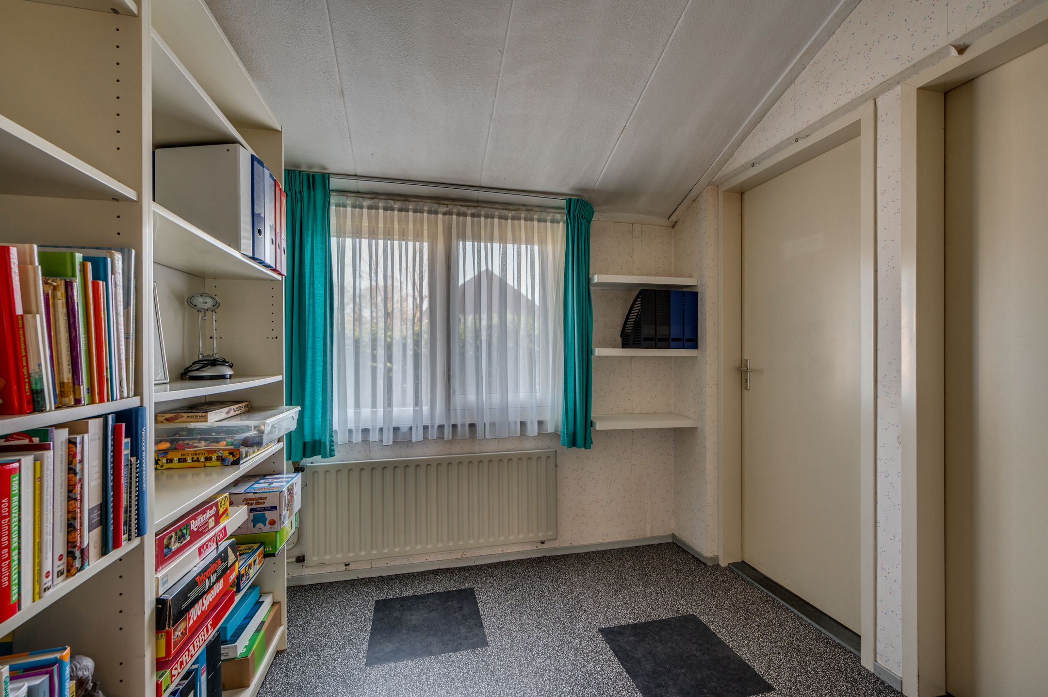 Spacious linked detached home with 4 bedrooms and large garden in Venlo 't Ven — 30