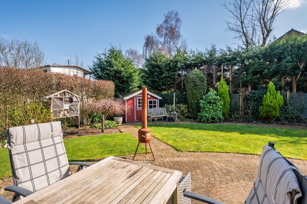 Spacious linked detached home with 4 bedrooms and large garden in Venlo 't Ven — 38