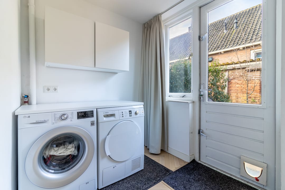 Photo 11 of Sint Rochusstraat 16