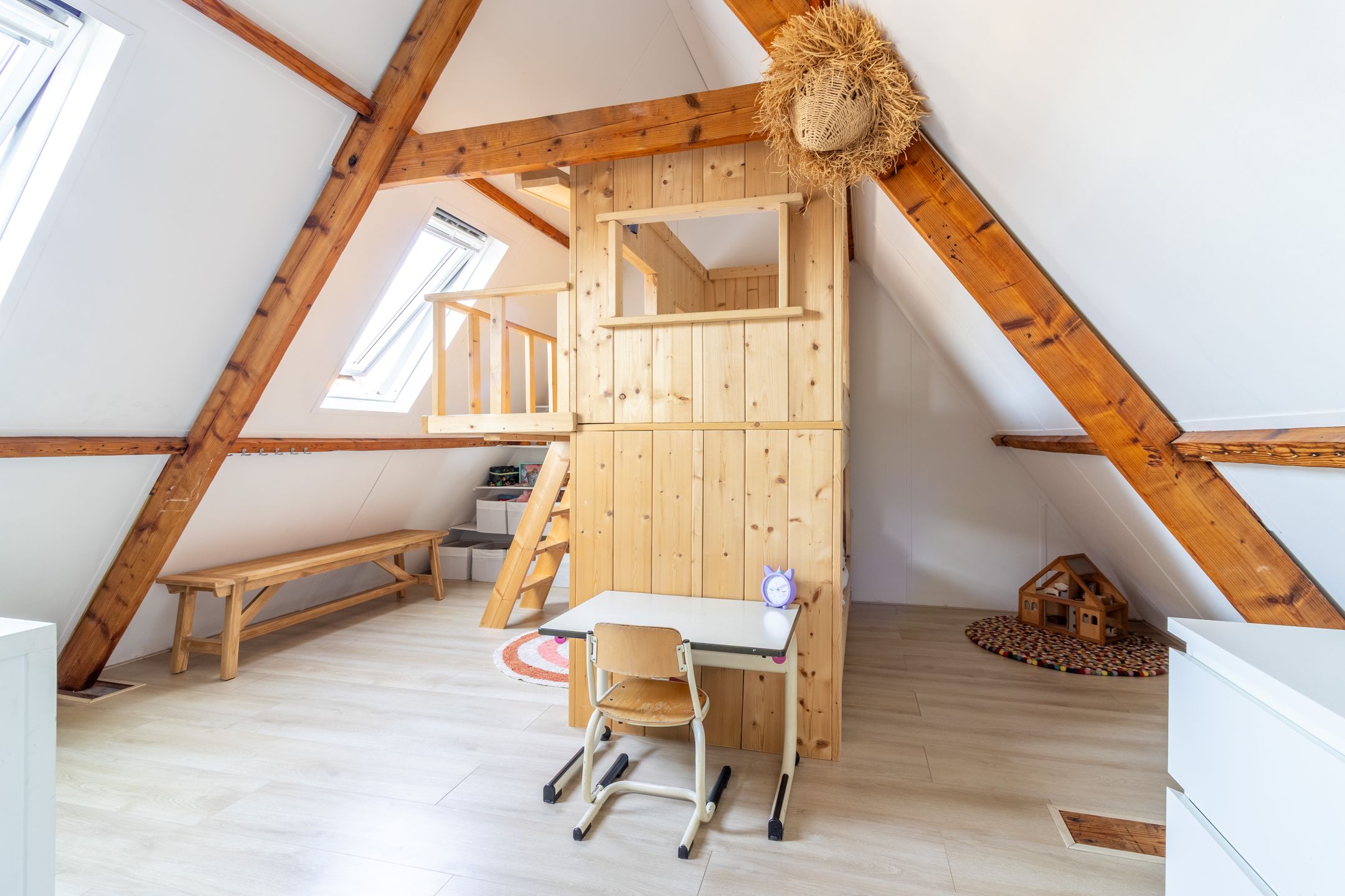 Photo 12 of Sint Rochusstraat 16