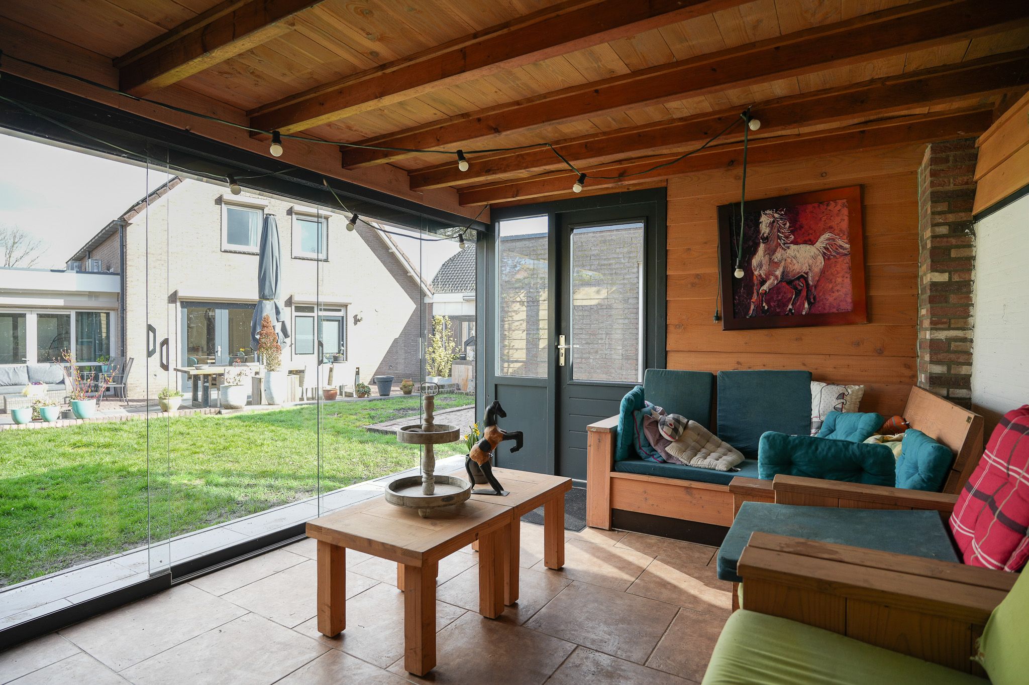 Spacious detached home with outbuilding and southwest facing garden in Maasbommel — 40