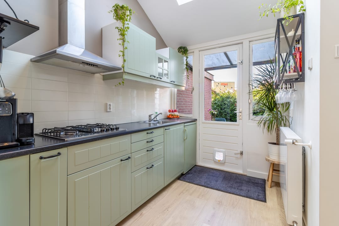 Photo 7 of Sint Rochusstraat 30