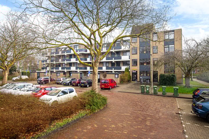 Photo 4 of Steenklip 62