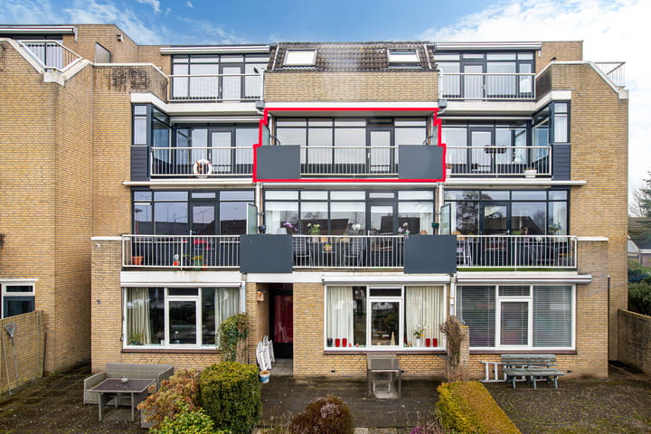 Photo 3 of Steenklip 62