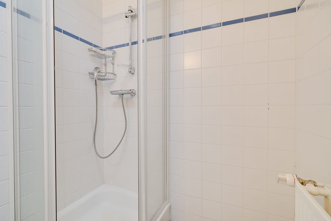 Spacious detached villa with heated swimming pool on large private plot in Heerde — 25