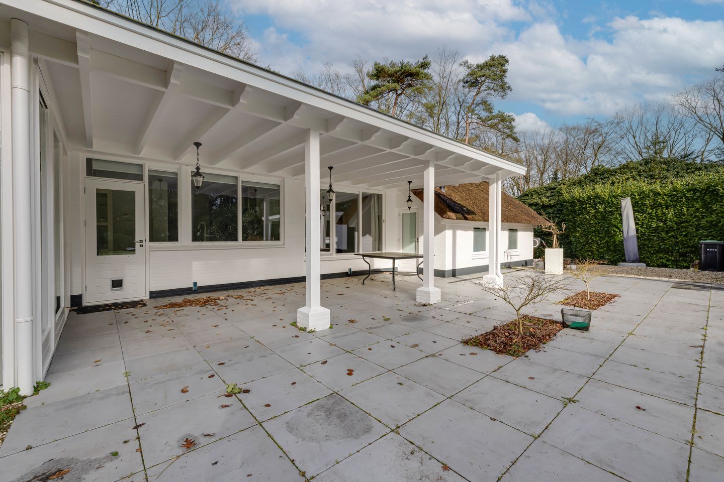 Spacious detached villa with heated swimming pool on large private plot in Heerde — 34
