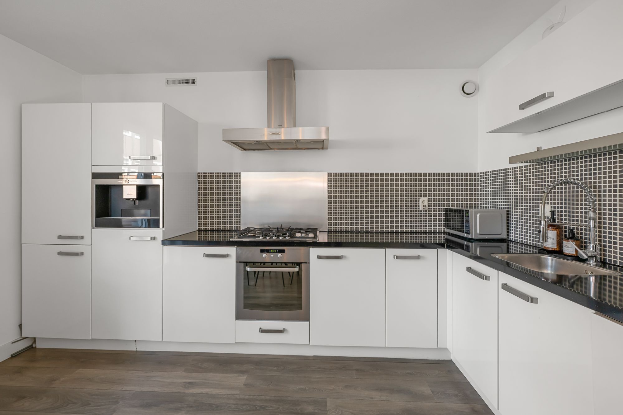 Foto 3 van W.M. Dudokstraat 68