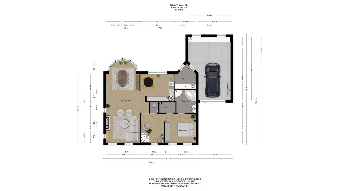 Spacious detached villa with waterside garden and ground floor bedroom — 40