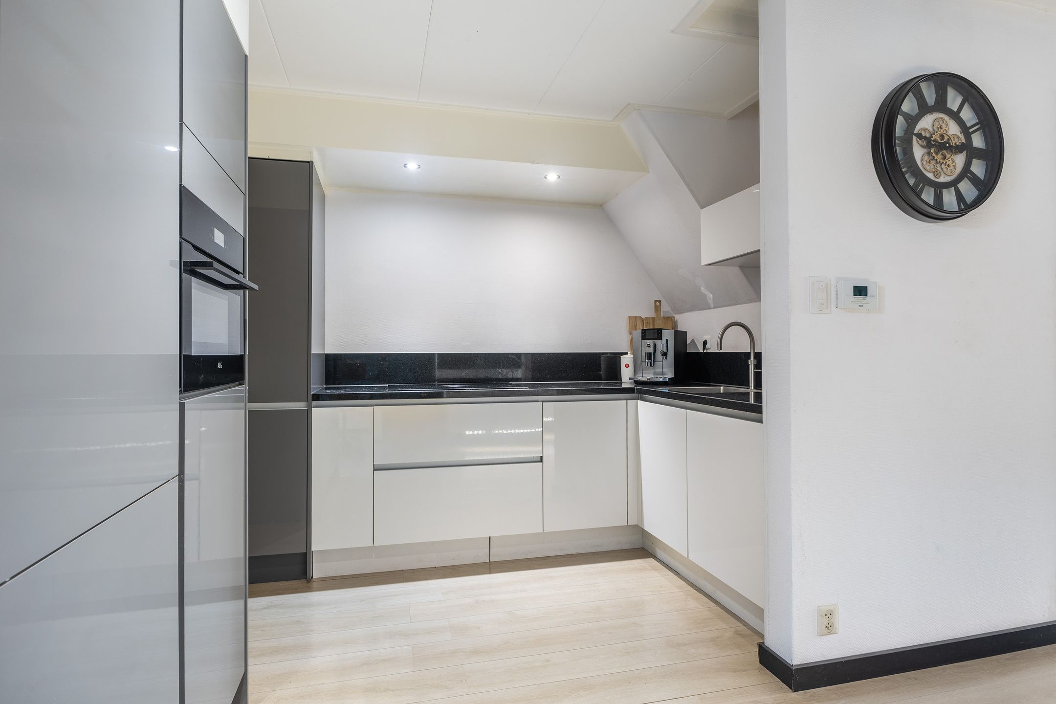 Photo 3 of Vincent van Goghstraat 52