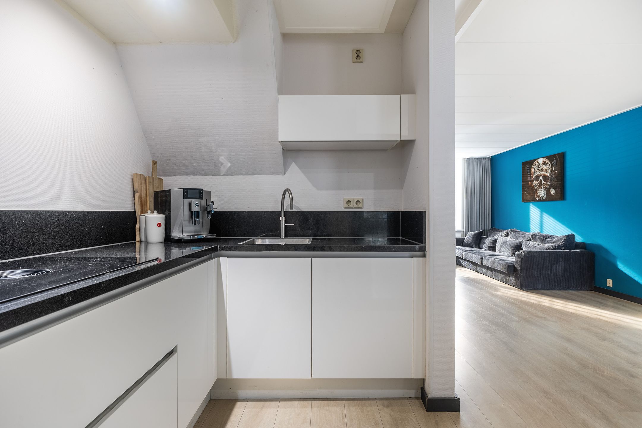 Photo 12 of Vincent van Goghstraat 52