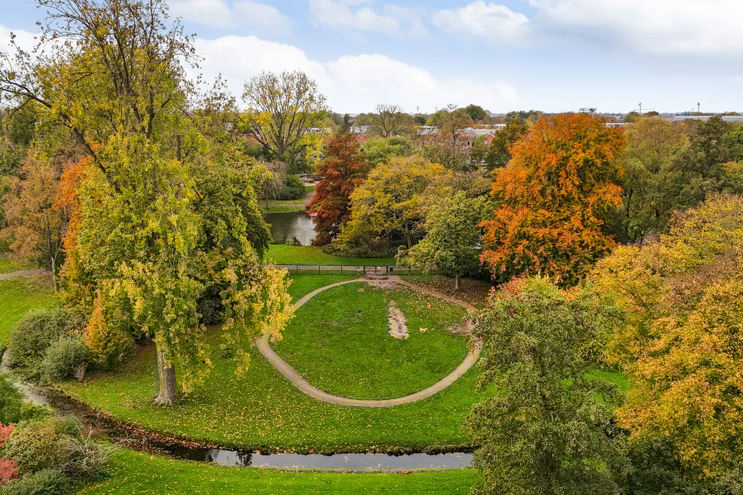 Photo 31 of Vincent van Goghstraat 52