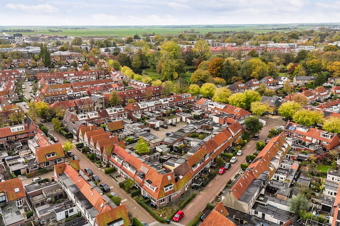 Photo 32 of Vincent van Goghstraat 52