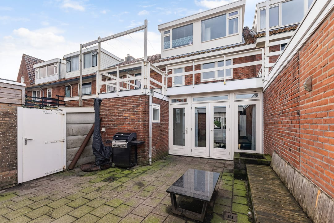 Photo 23 of Vincent van Goghstraat 52