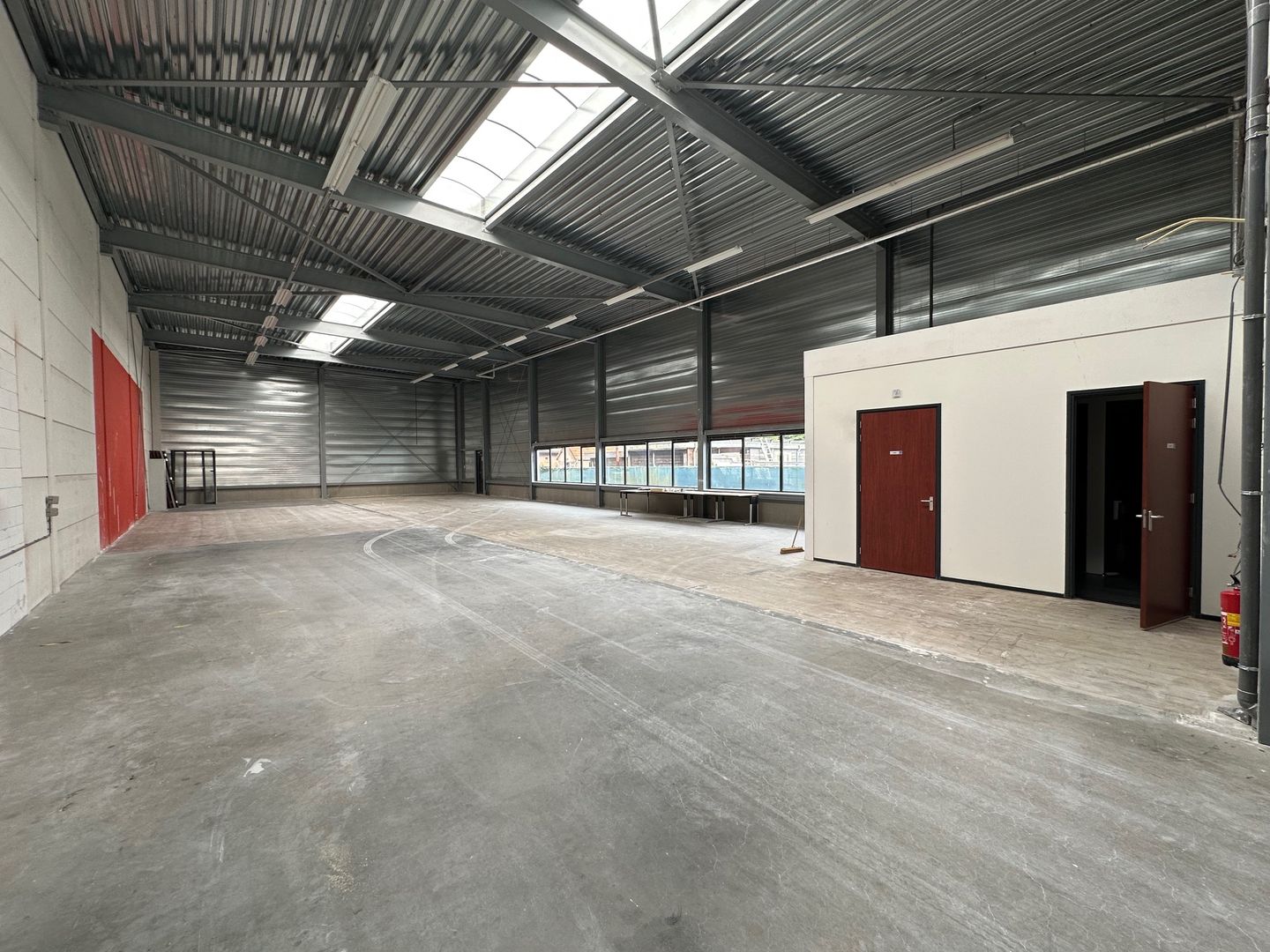 View photo 2 of Vennestraat 4